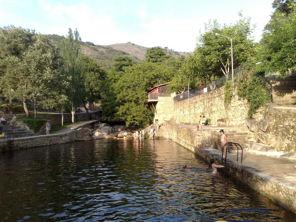 Casas Rurales La Dehesa Casas del Monte Eksteriør billede